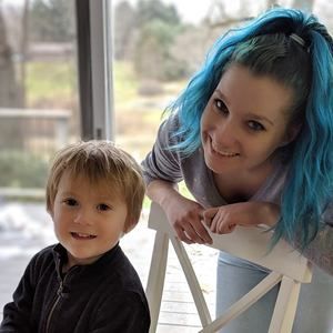 Meet your Posher, Alexia